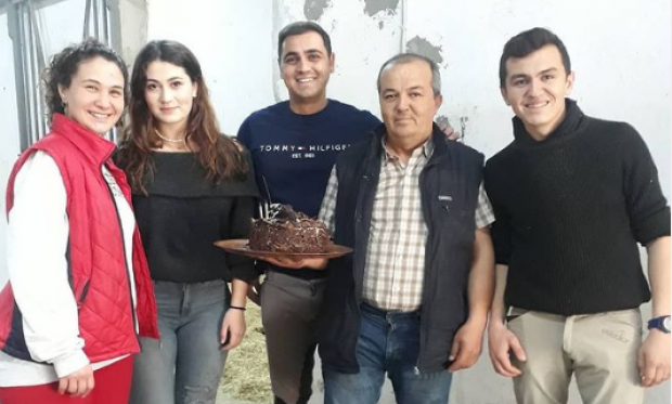 Delfin Demirtaş ve Latif Özçam'a Mutlu Yıllar